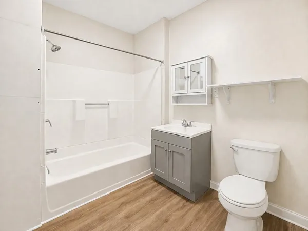 $2,000 | 585 Chestnut Street, Unit 1, Springfield, MA 01107
