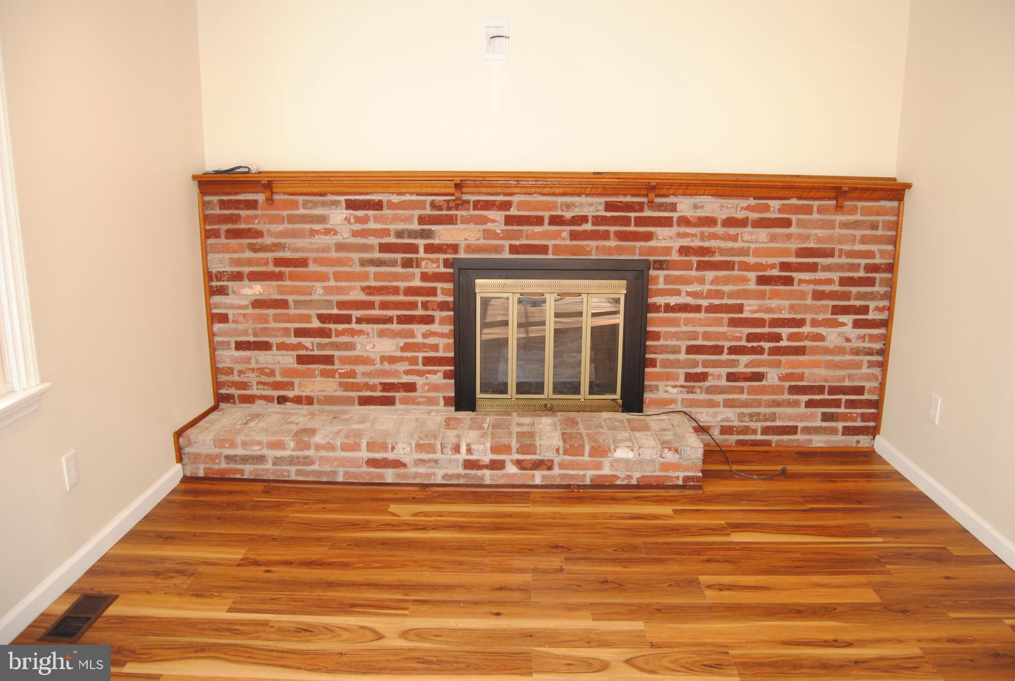 577 Lowell Road Warminster, PA 18974 - Photo 11 of 26 Gallery Image 11