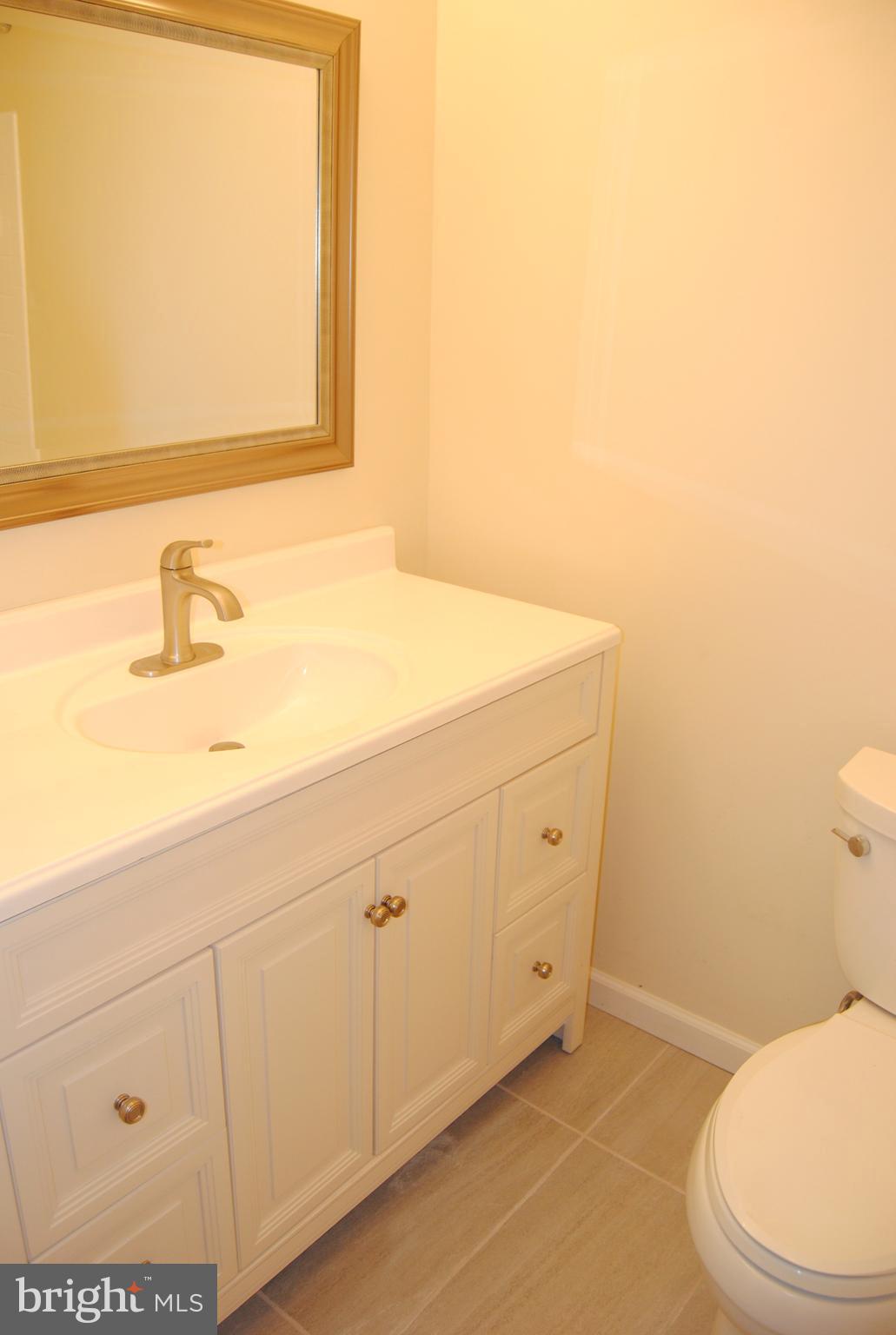 577 Lowell Road Warminster, PA 18974 - Photo 15 of 26 Gallery Image 15
