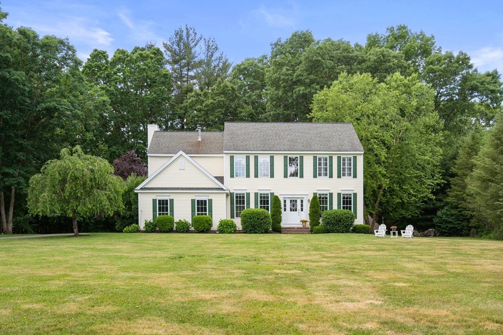 37 Glen Road Hopkinton, MA 01748 - Photo 1 of 42 Gallery Image 1