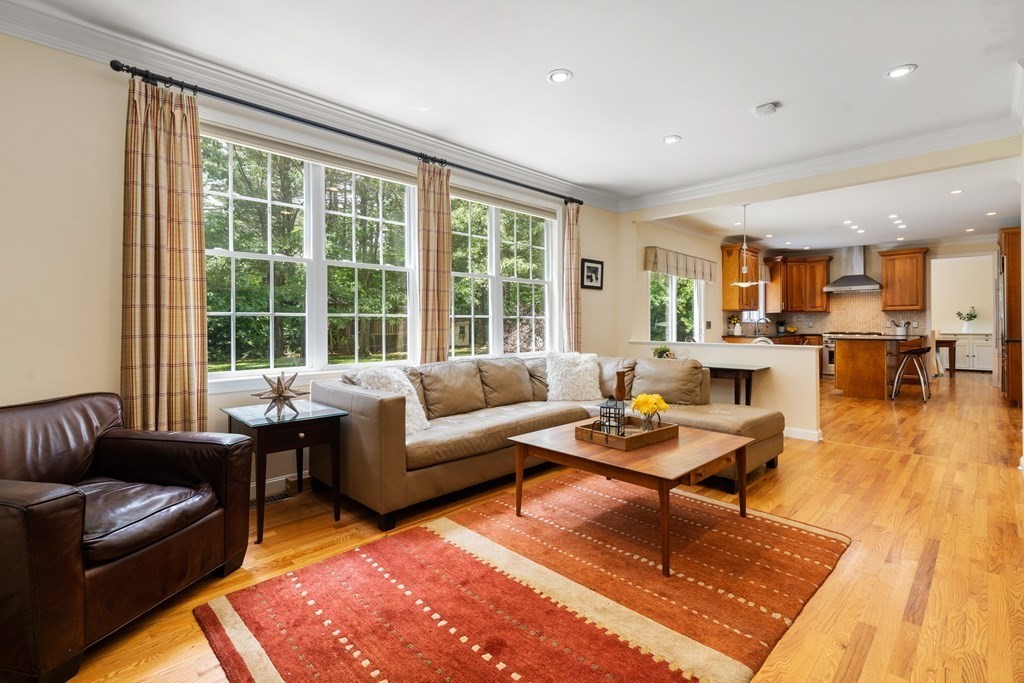 37 Glen Road Hopkinton, MA 01748 - Photo 13 of 42 Gallery Image 13