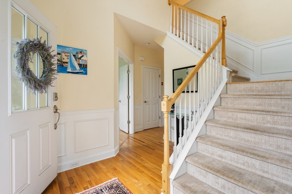 37 Glen Road Hopkinton, MA 01748 - Photo 2 of 42 Gallery Image 2