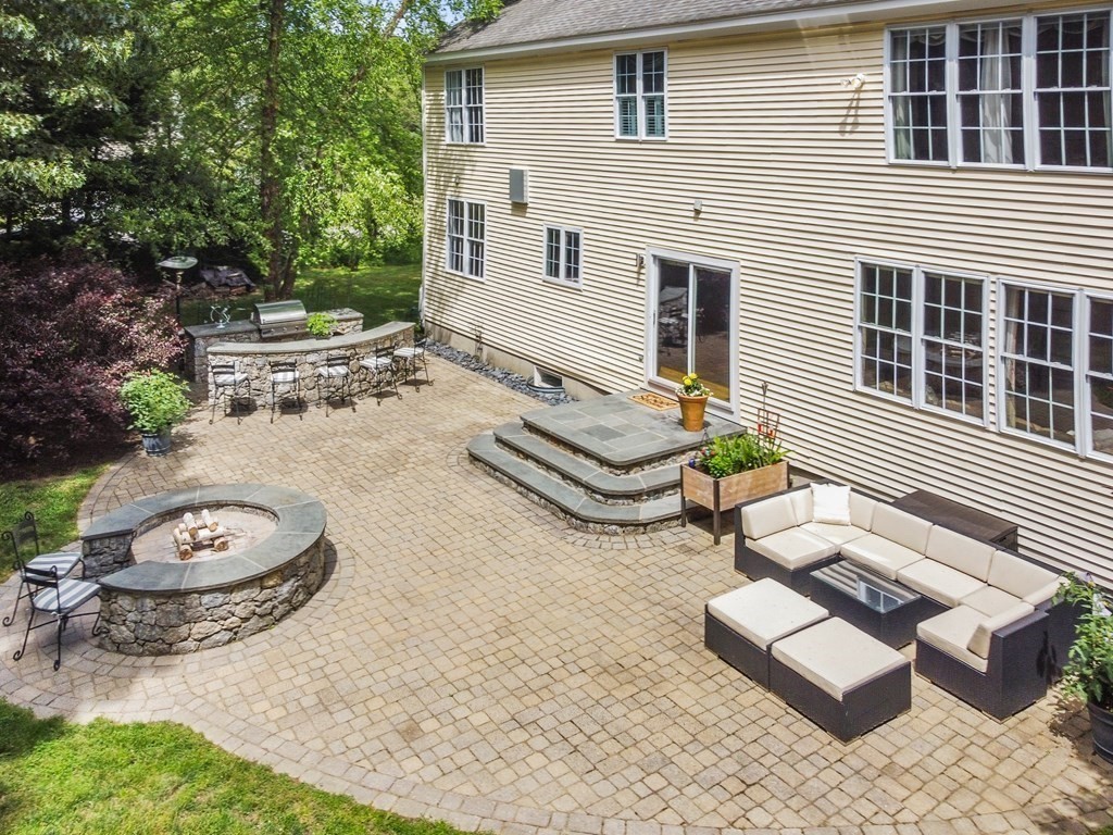37 Glen Road Hopkinton, MA 01748 - Photo 33 of 42 Gallery Image 33