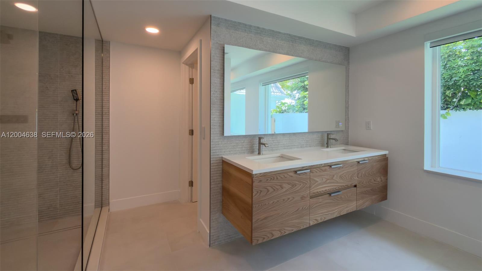 1690 Daytonia Road Miami Beach, FL 33141 - Photo 29 of 88 Photo 29