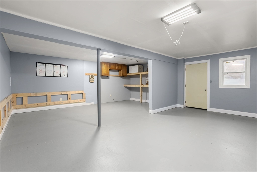 163 South Shelburne Road Greenfield, MA 01301 - Photo 29 of 36 a view of a big room with closet and windows