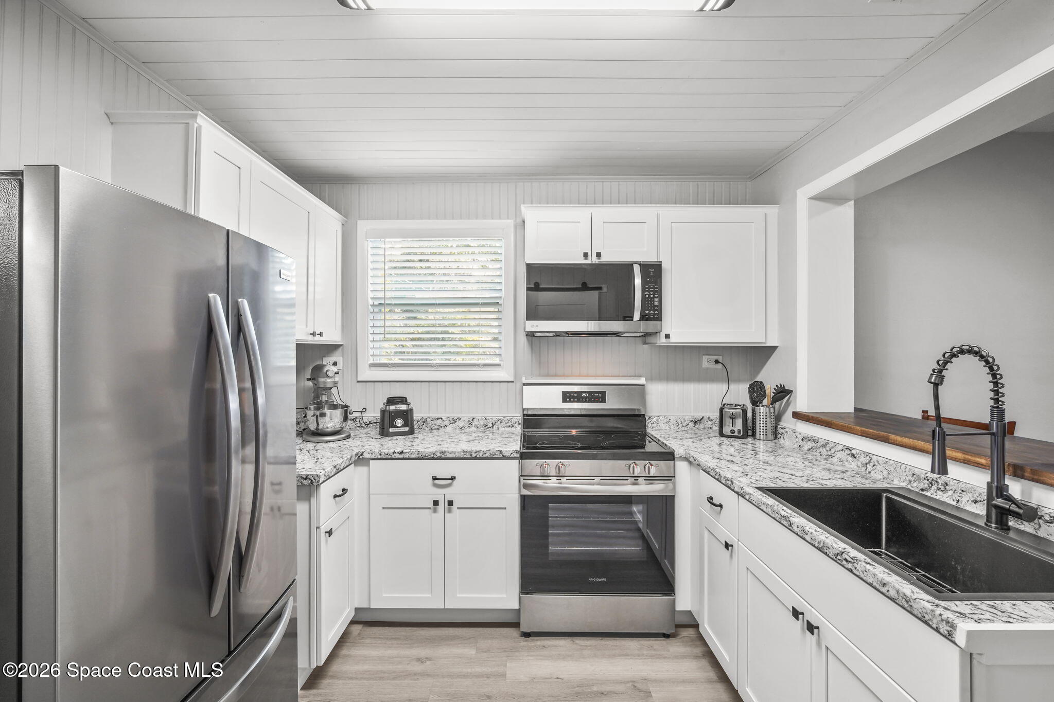 2905 Emory Street Melbourne, FL 32901 - Photo 12 of 30 Kitchen