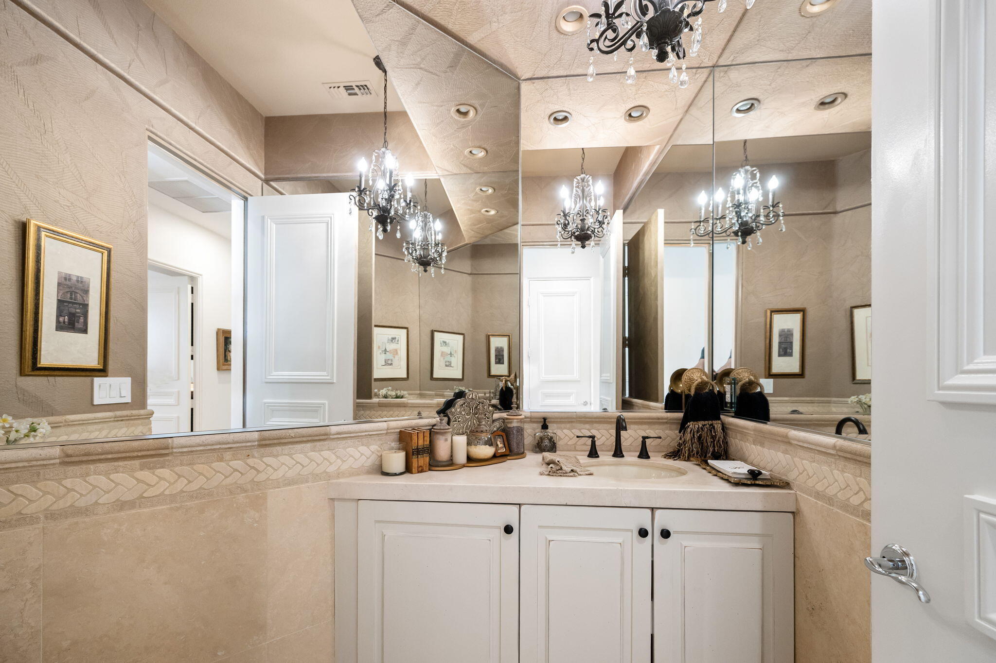 78815 Vía Carmel La Quinta, CA 92253 - Photo 73 of 74 a bathroom with a sink vanity and a mirror