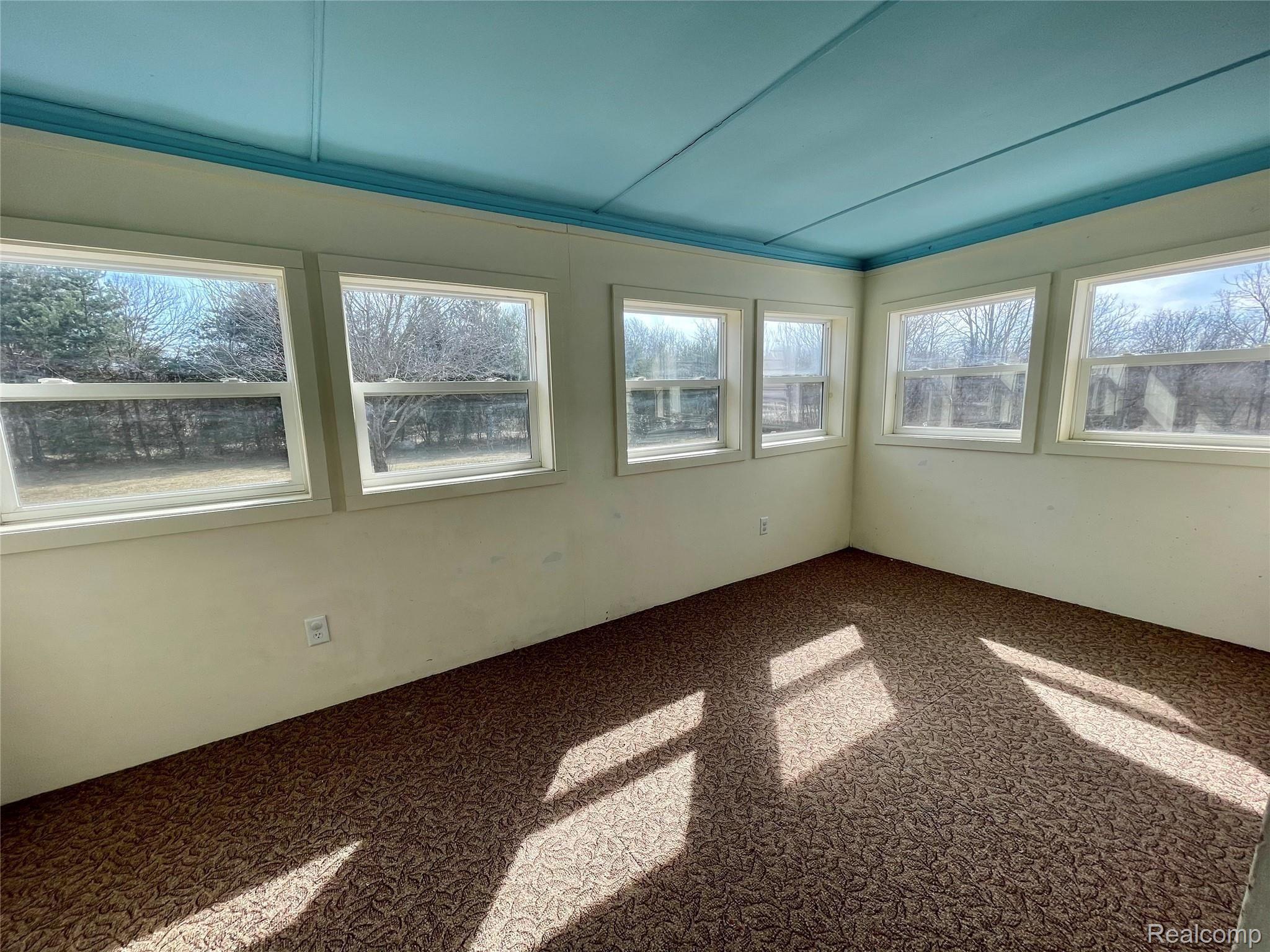 3427 West Carpenter Road Flint, MI 48504 - Photo 10 of 22 IMG_0770.JPG