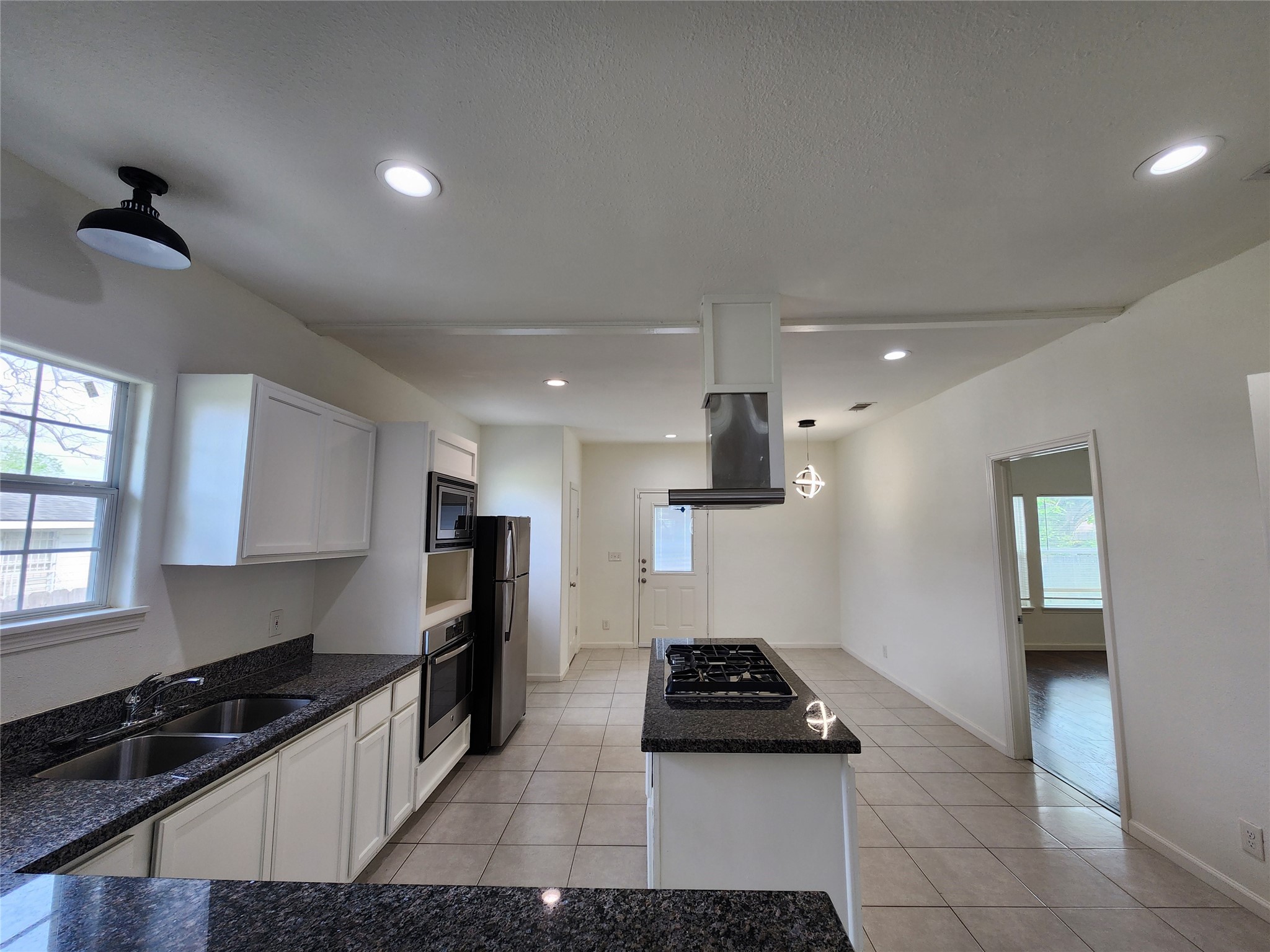 1105 Erin Street Houston, TX 77009 - Photo 12 of 21