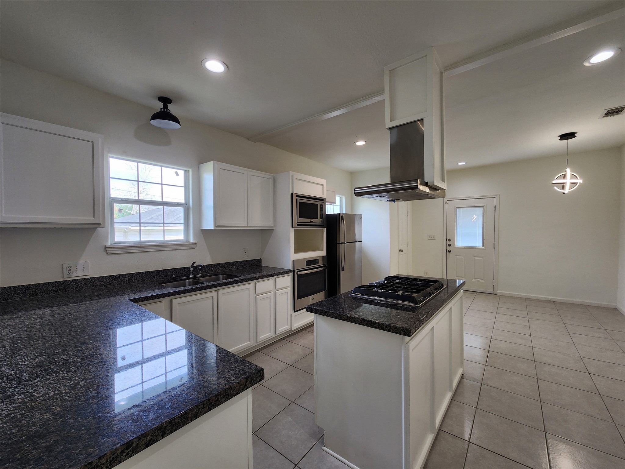 1105 Erin Street Houston, TX 77009 - Photo 14 of 21