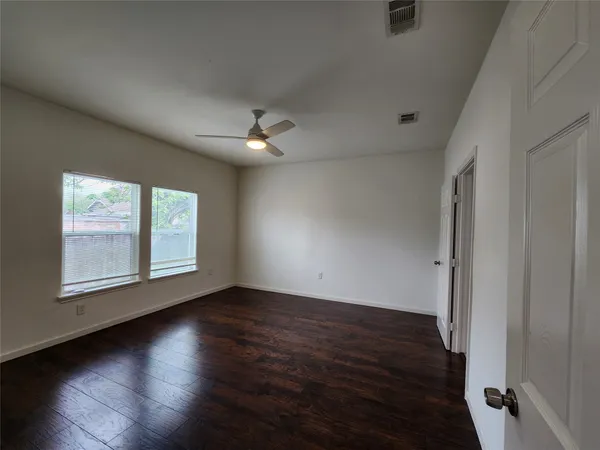 $2,100 | 1105 Erin Street, Houston, TX 77009