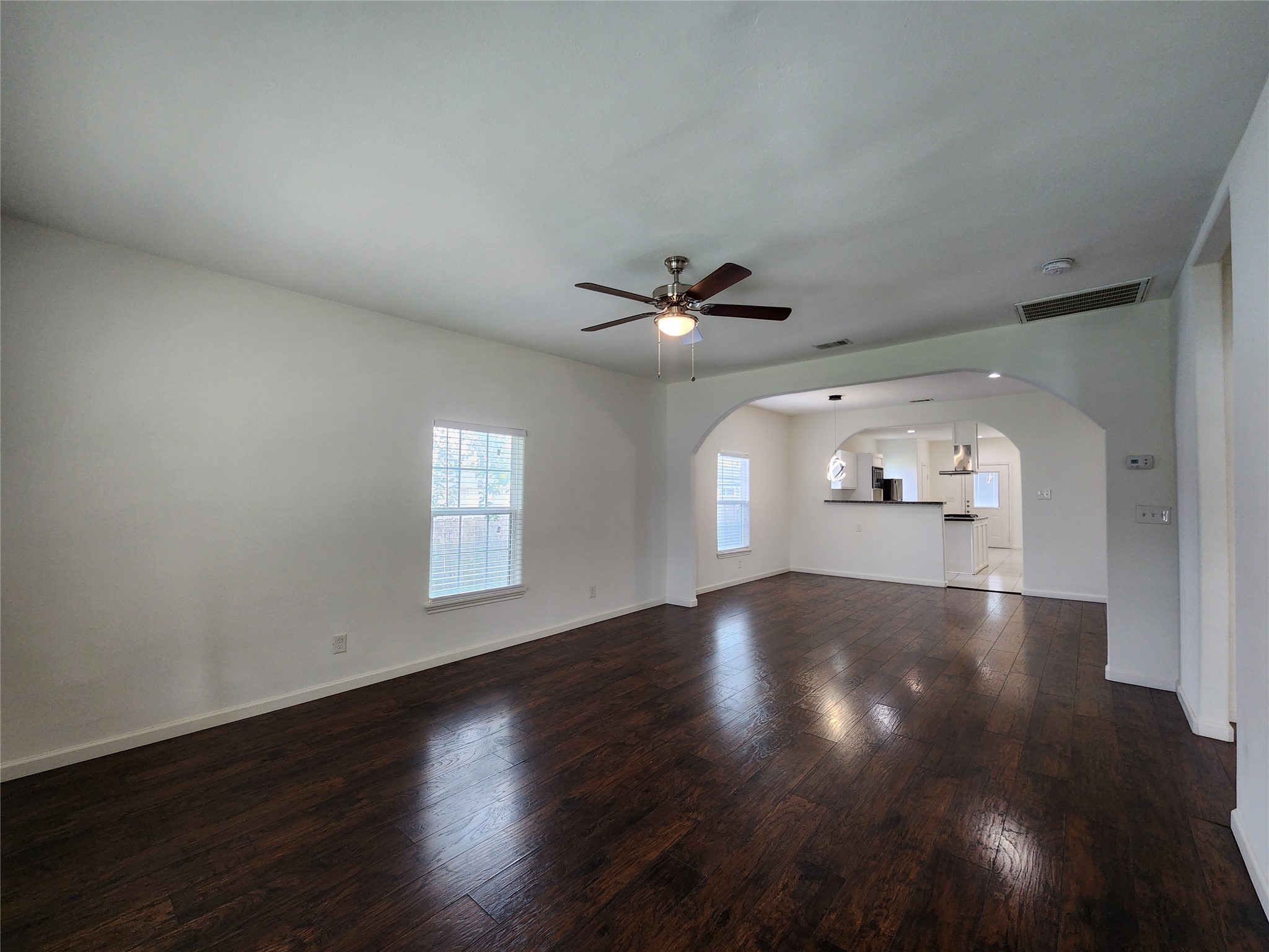 1105 Erin Street Houston, TX 77009 - Photo 4 of 21