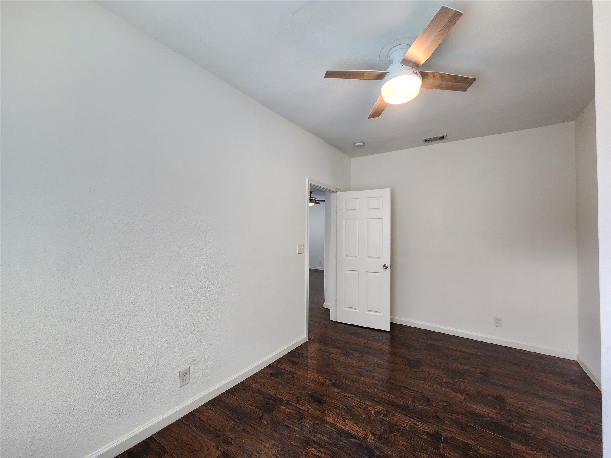 1105 Erin Street Houston, TX 77009 - Photo 10 of 21