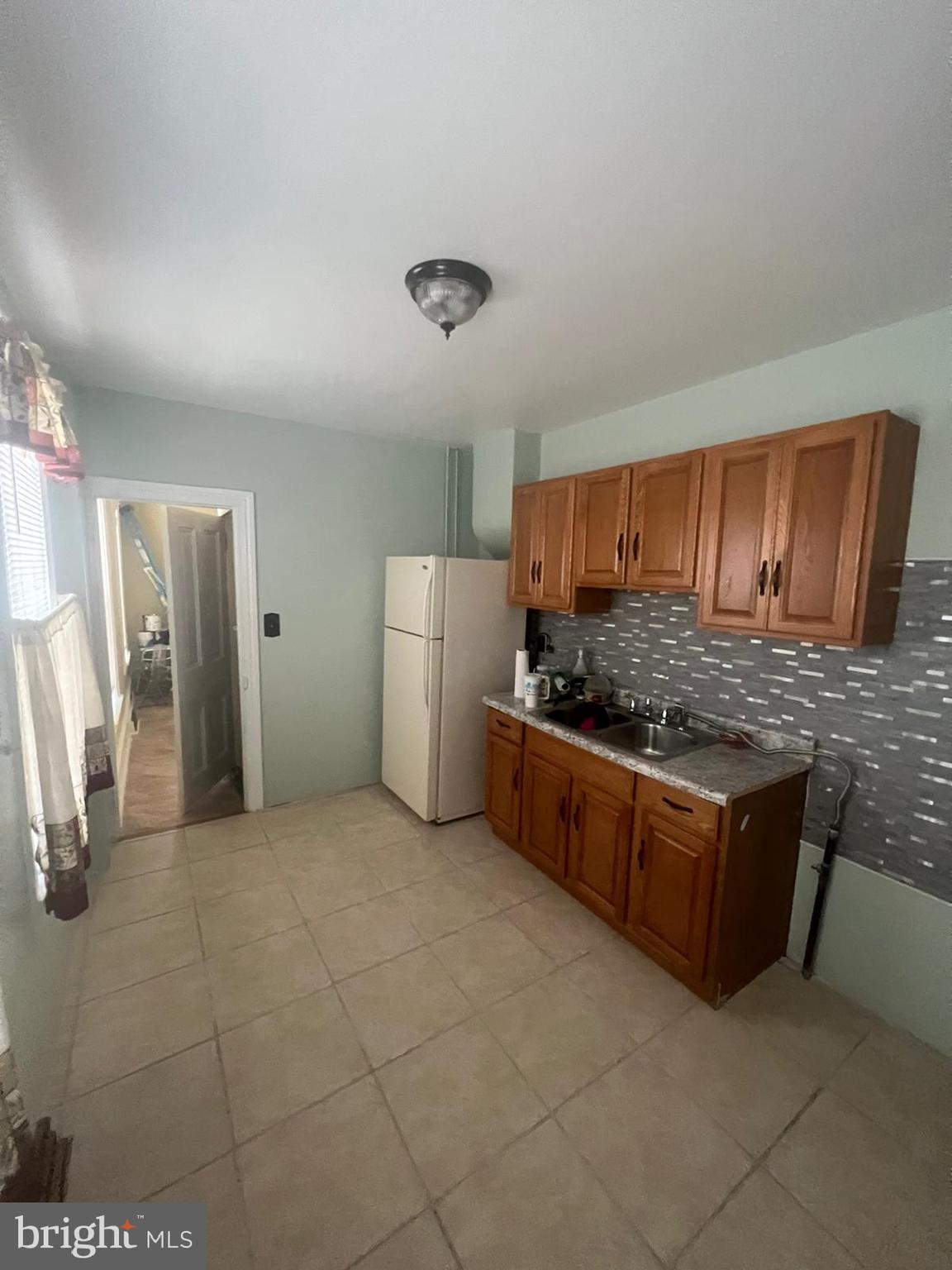 232 Chapel Terrace Reading, PA 19602 - Photo 14 of 15