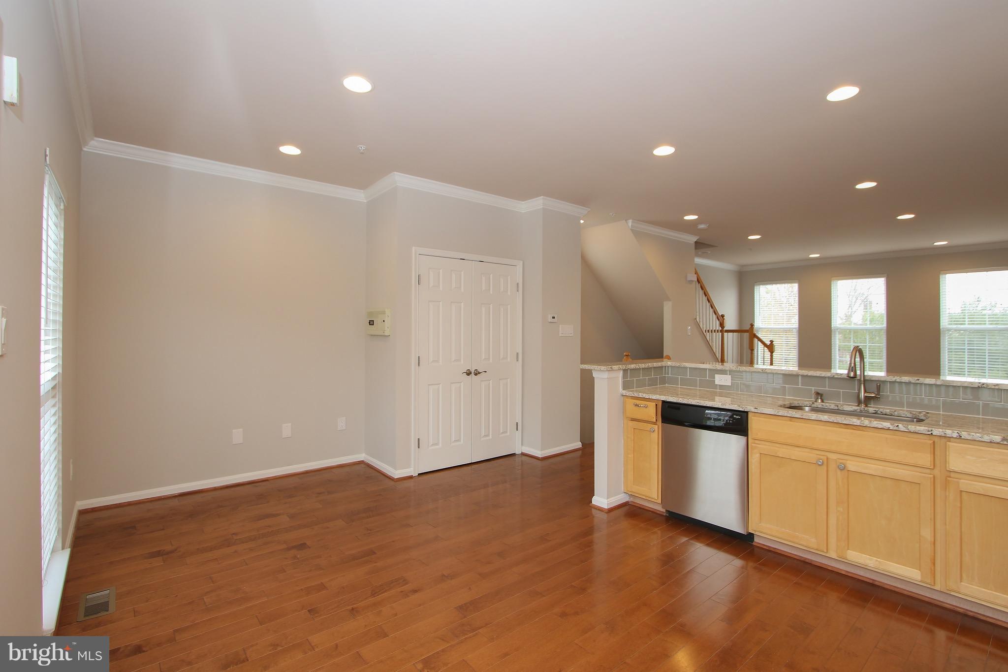 531 Sylvan Court Frederick, MD 21703 - Photo 15 of 30 Kitchen
