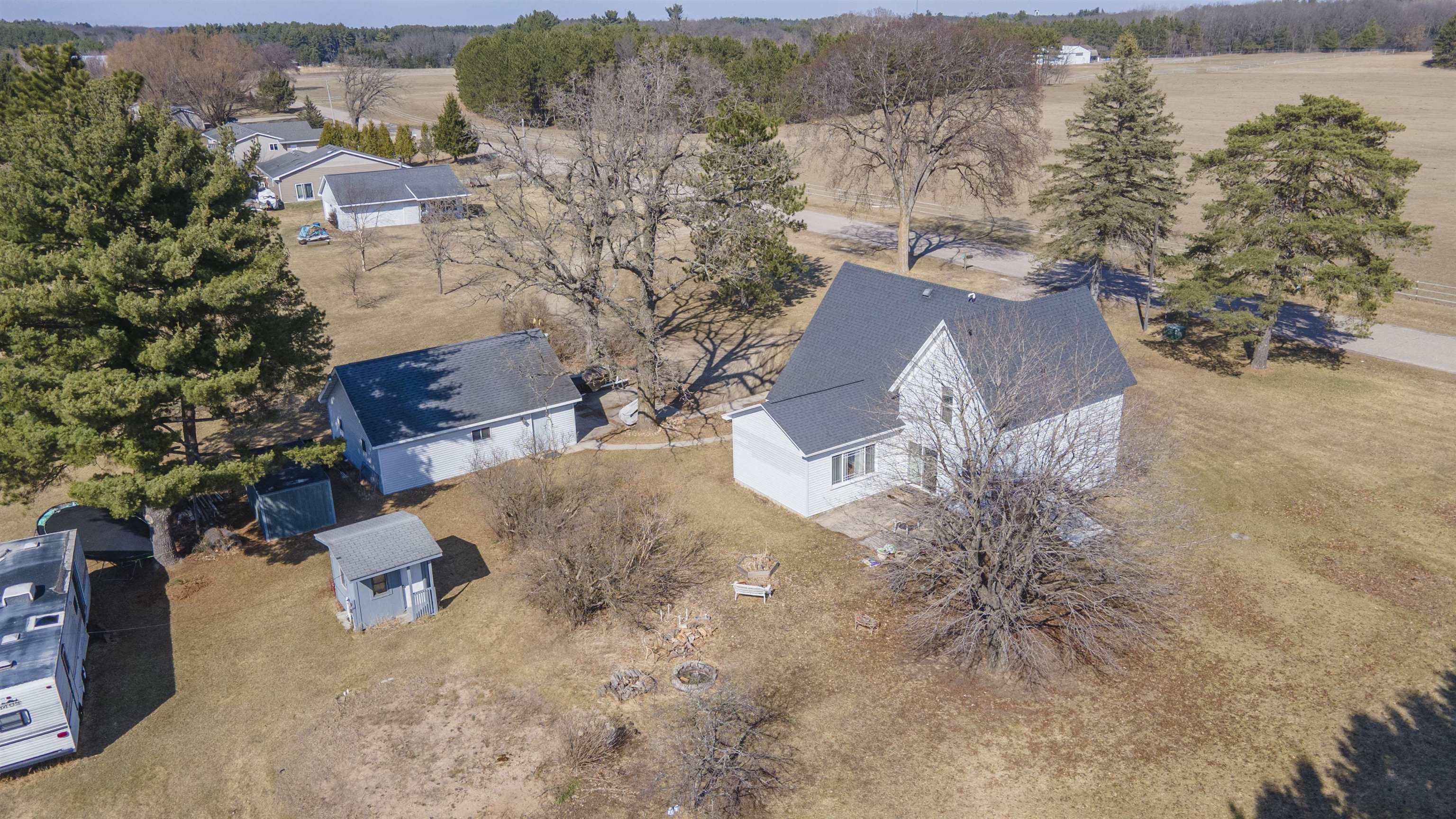 N2345 Parfreyville Road Waupaca, WI 54981 - Photo 12 of 39