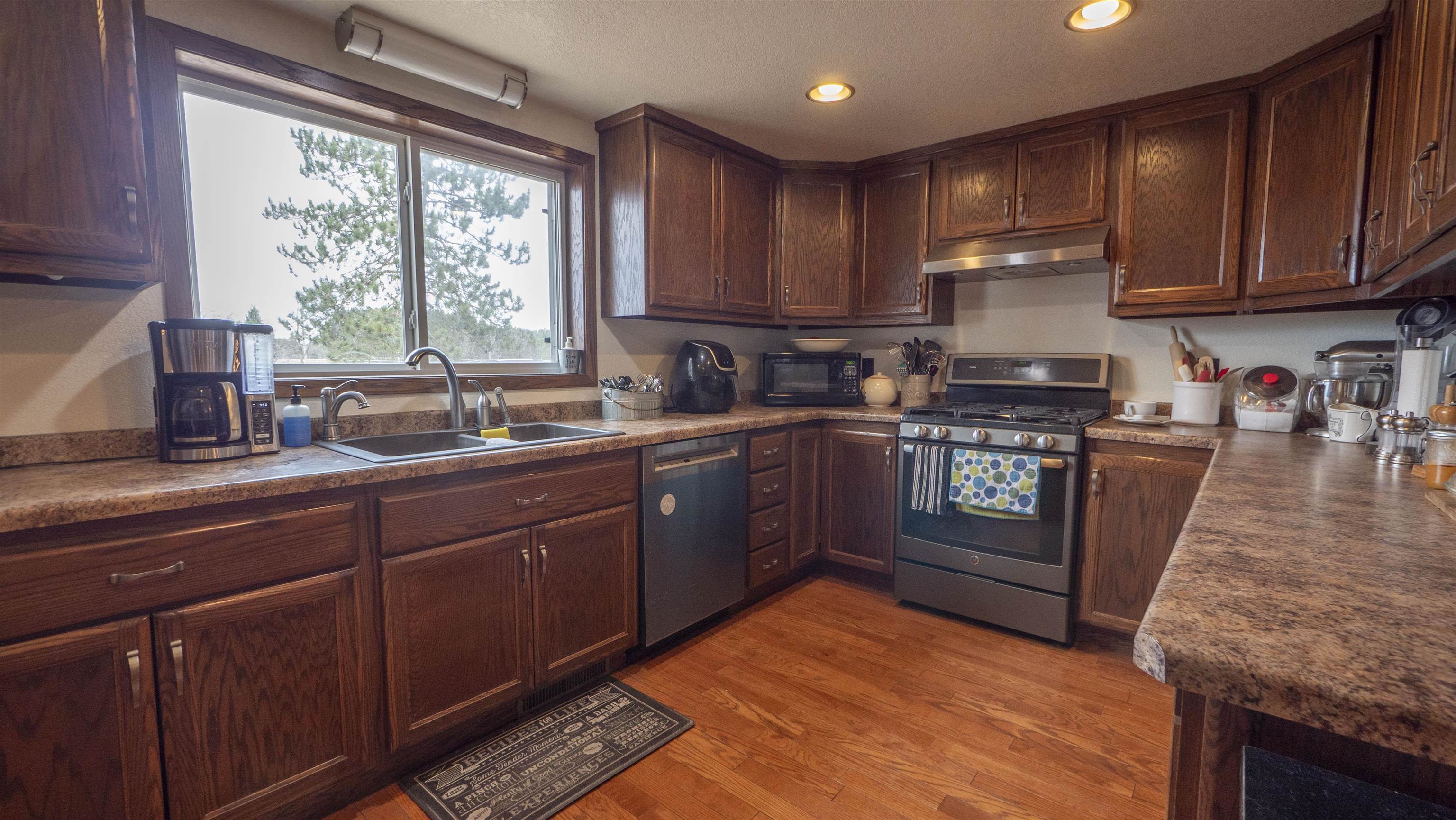 N2345 Parfreyville Road Waupaca, WI 54981 - Photo 16 of 39