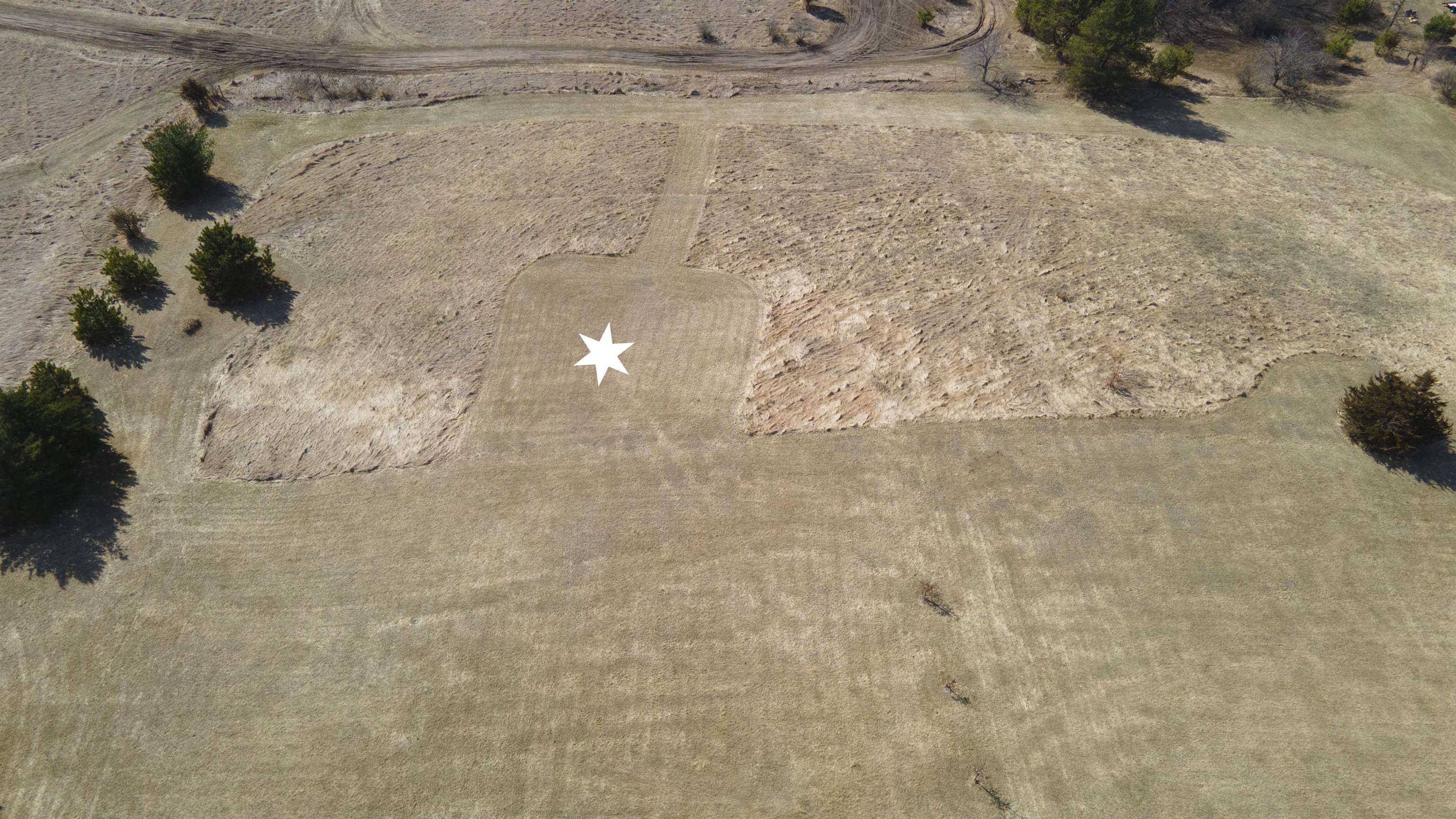 N2345 Parfreyville Road Waupaca, WI 54981 - Photo 6 of 39