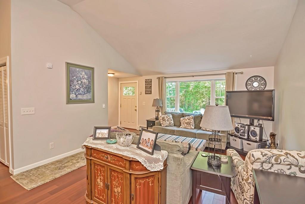 218 Island Road Lunenburg, MA 01462 - Photo 15 of 40