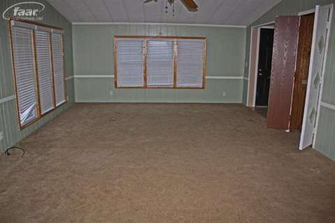 8482 Sharp Road Swartz Creek, MI 48473 - Photo 3 of 20 20391428-2.JPG
