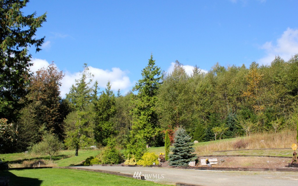 17131 Wood Road Bow, WA 98232 - Photo 3 of 24 Gallery Image 3