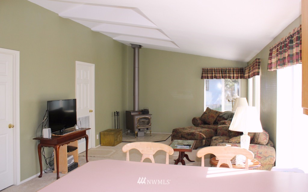 17131 Wood Road Bow, WA 98232 - Photo 8 of 24 Gallery Image 8