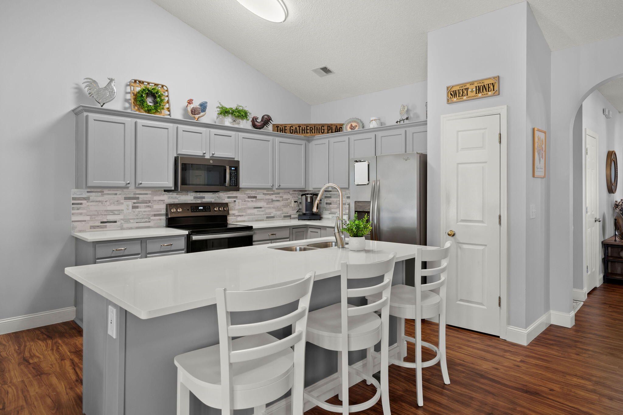 123 Oakbluff Road Summerville, SC 29485 - Photo 17 of 49 15