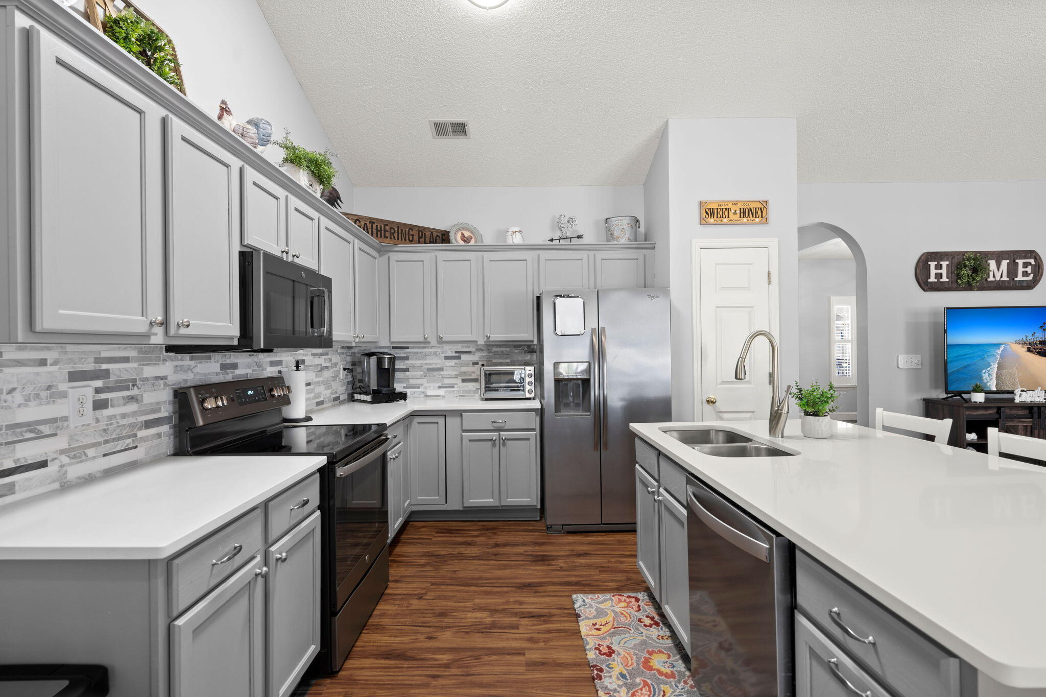 123 Oakbluff Road Summerville, SC 29485 - Photo 19 of 49 17