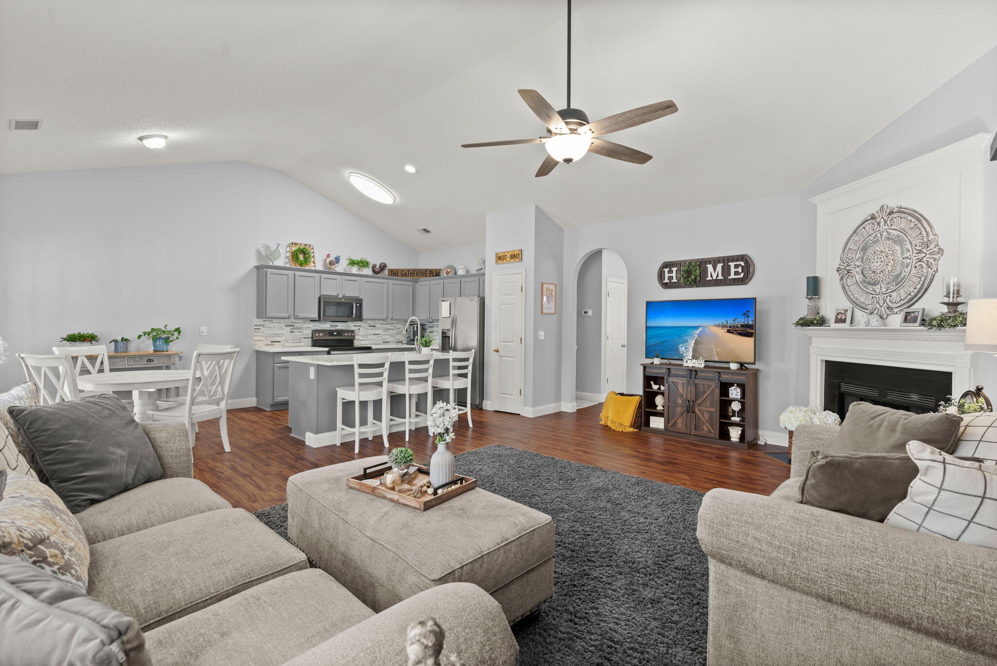 123 Oakbluff Road Summerville, SC 29485 - Photo 4 of 49 12