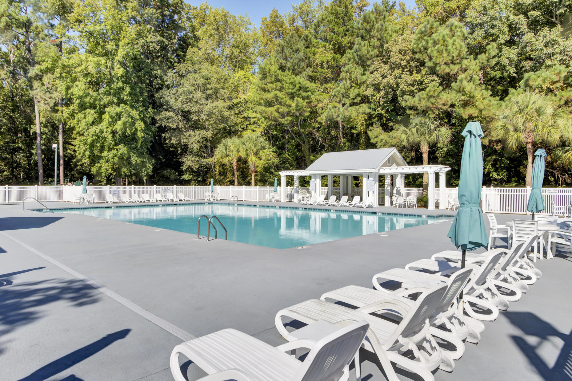 123 Oakbluff Road Summerville, SC 29485 - Photo 43 of 49 (6)