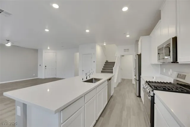 $2,092 | 274 Luna Valley Way, Unit 912, Henderson, NV 89011