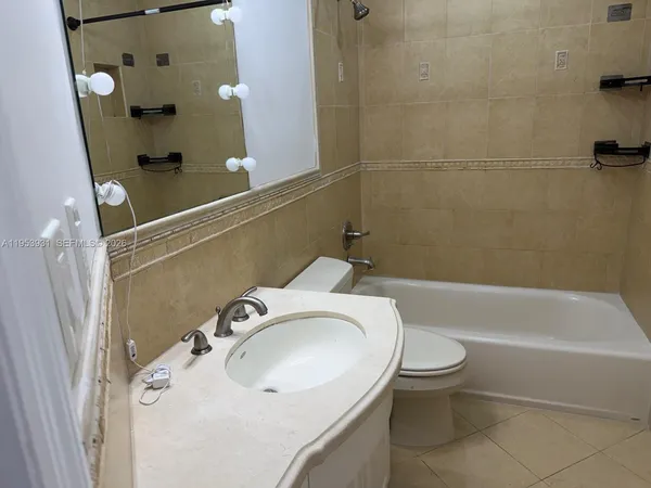 $4,200 | 20030 Northwest 83rd Court, Hialeah, FL 33015