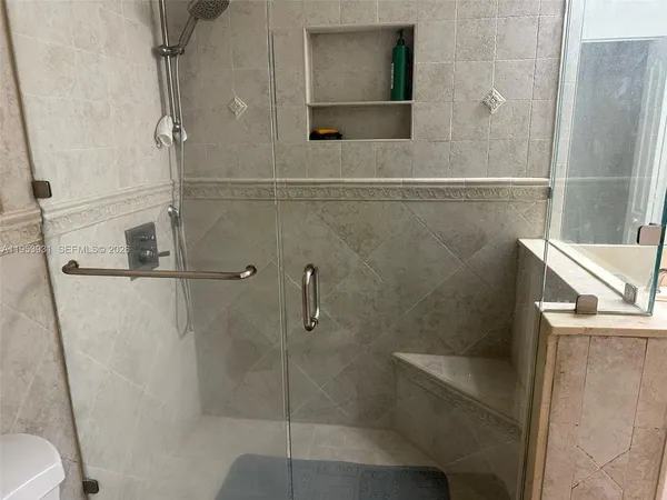 $4,300 | 20030 Northwest 83rd Court, Hialeah, FL 33015