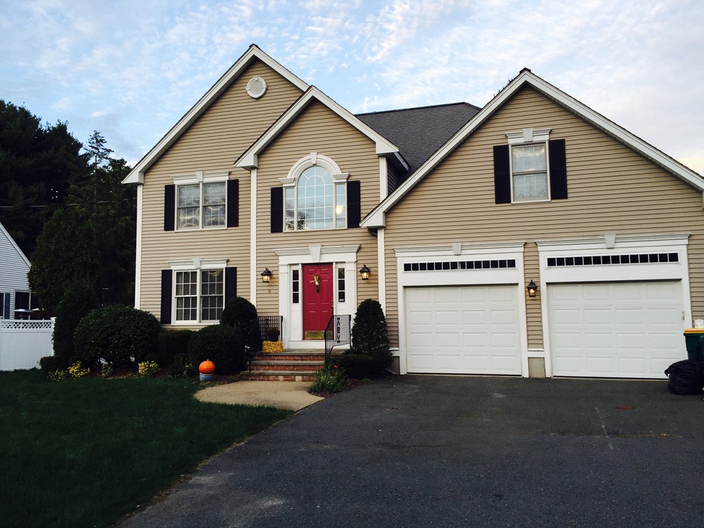 8 Old Farm Road Norwood, MA 02062 - Photo 1 of 30 Gallery Image 1