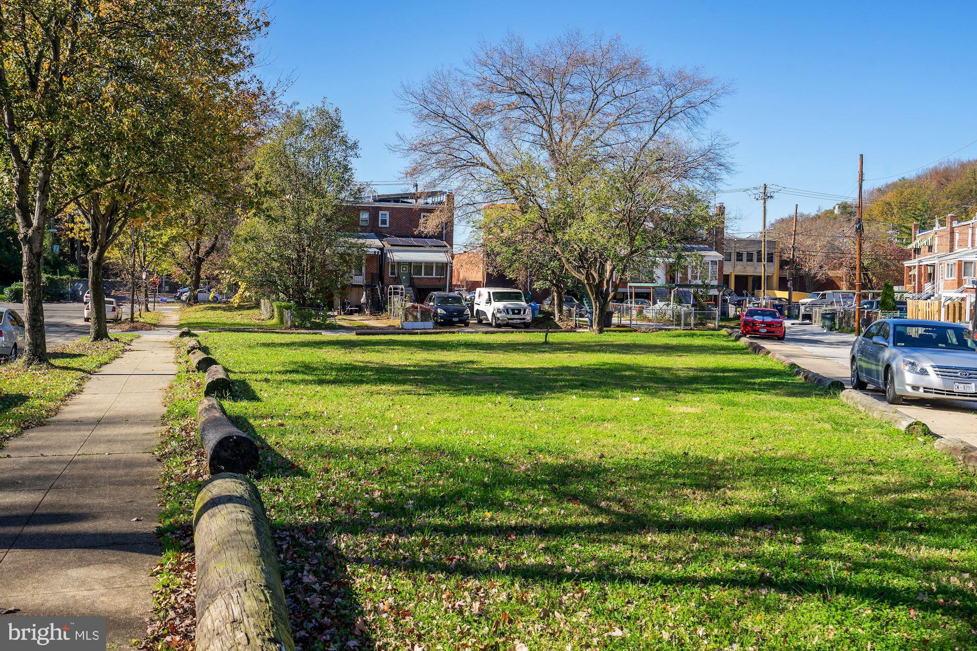 4237 Benning Road Northeast Washington, DC 20019 - Photo 28 of 28 Robinson Square is a little park right behind home