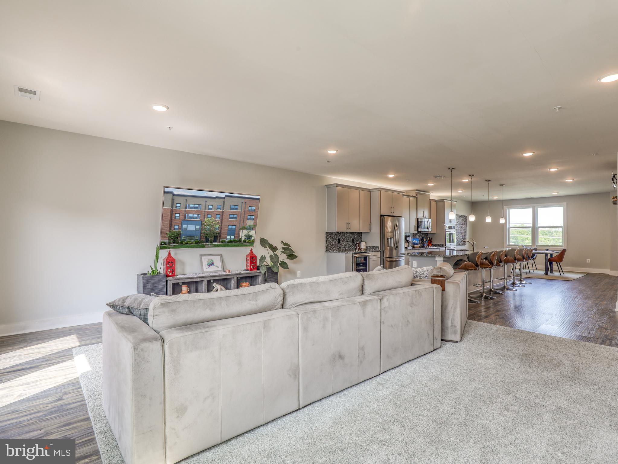 44852 Tiverton Square Ashburn, VA 20147 - Photo 45 of 45 Open floor plan