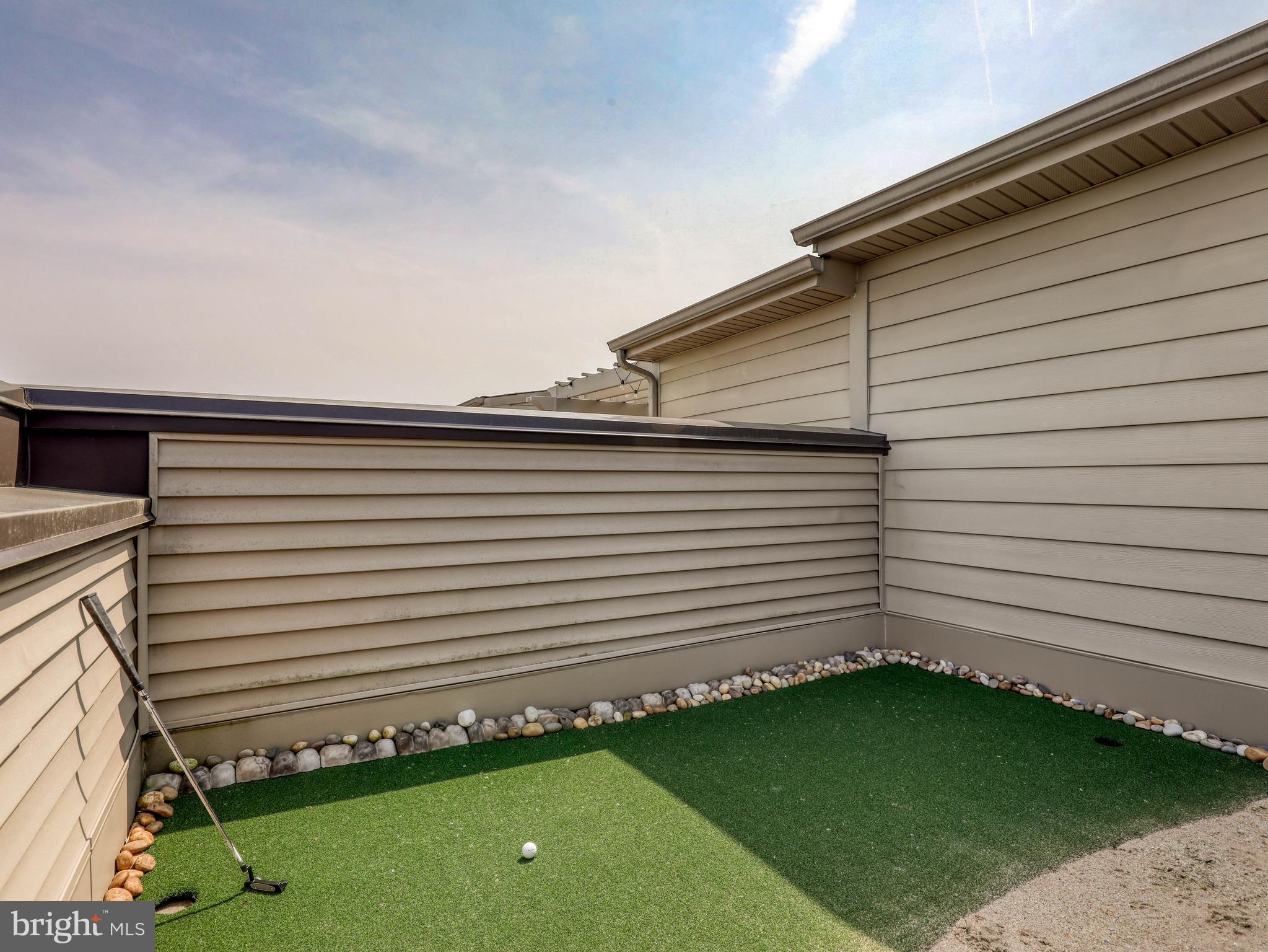 44852 Tiverton Square Ashburn, VA 20147 - Photo 8 of 45 Stunning One Loudoun home with rooftop terrace