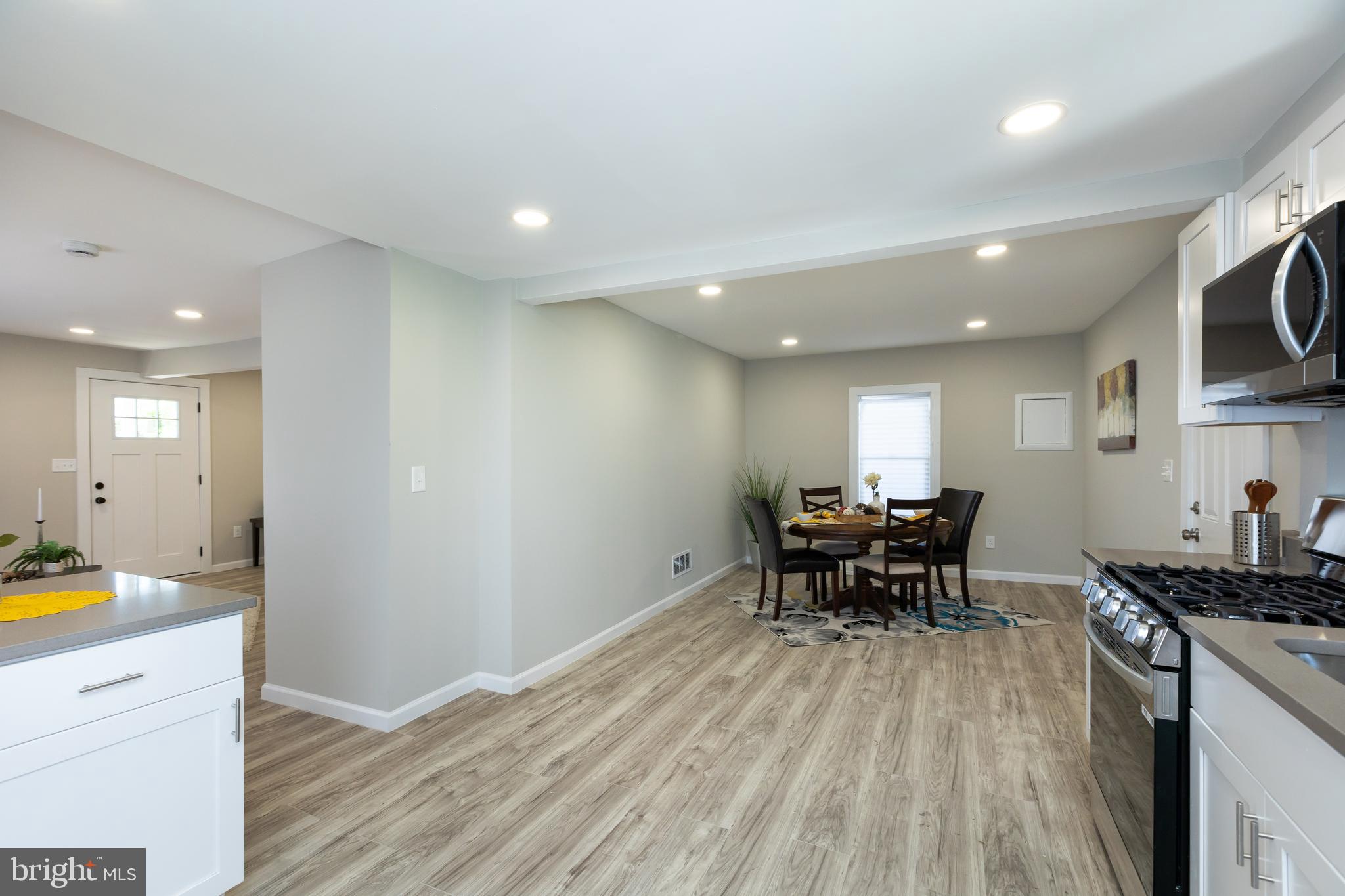 2407 Hammonds Ferry Road Halethorpe, MD 21227 - Photo 11 of 43