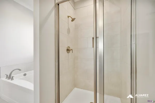 $383,990 | 10638 Deric Avenue, Denham Springs, LA 70726