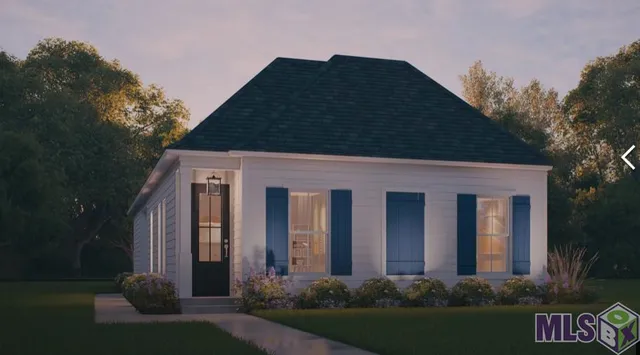 $383,990 | 10638 Deric Avenue, Denham Springs, LA 70726