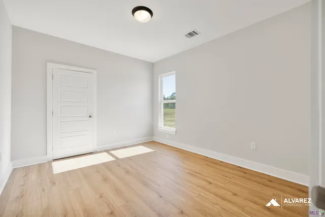 $383,990 | 10638 Deric Avenue, Denham Springs, LA 70726