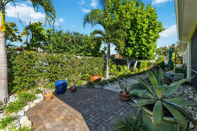 $799,000 | 7915 Edmonston Circle, University Park, FL 34201