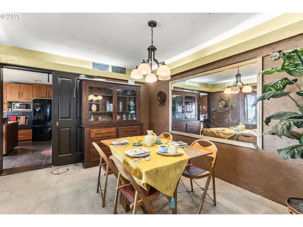 $399,000 | 24 Northeast Mt Hebron Drive, Pendleton, OR 97801