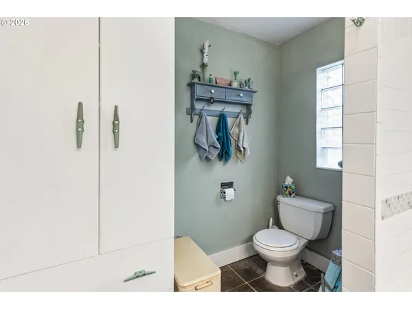 $399,000 | 24 Northeast Mt Hebron Drive, Pendleton, OR 97801