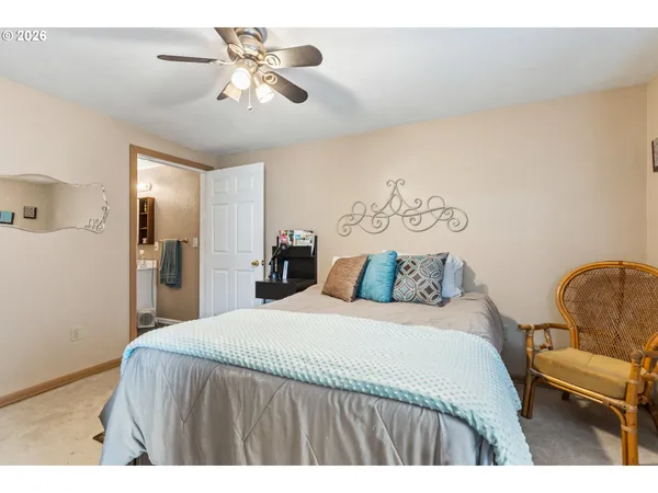 $399,000 | 24 Northeast Mt Hebron Drive, Pendleton, OR 97801