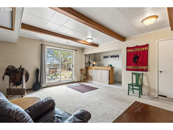 $399,000 | 24 Northeast Mt Hebron Drive, Pendleton, OR 97801