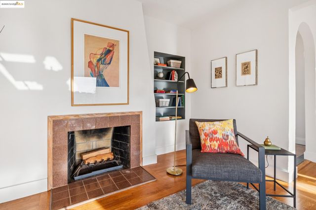 $899,000 | 608 Colusa Avenue, Berkeley, CA 94707