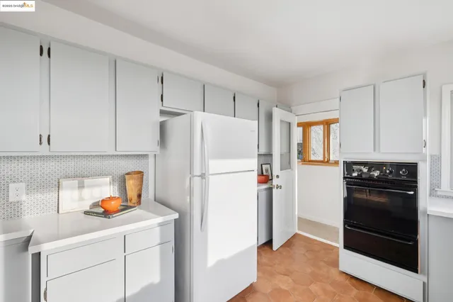 $899,000 | 608 Colusa Avenue, Berkeley, CA 94707