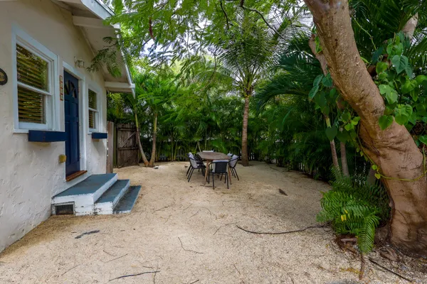 $1,325,000 | 1309 Florida Avenue, West Palm Beach, FL 33401