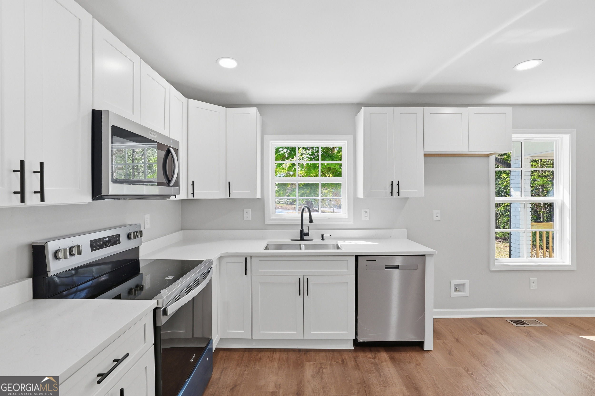 165 Pearl Street Clarkesville, GA 30523 - Photo 12 of 46